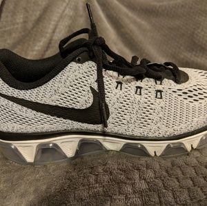 Nike Tailwind 8 Sneakers